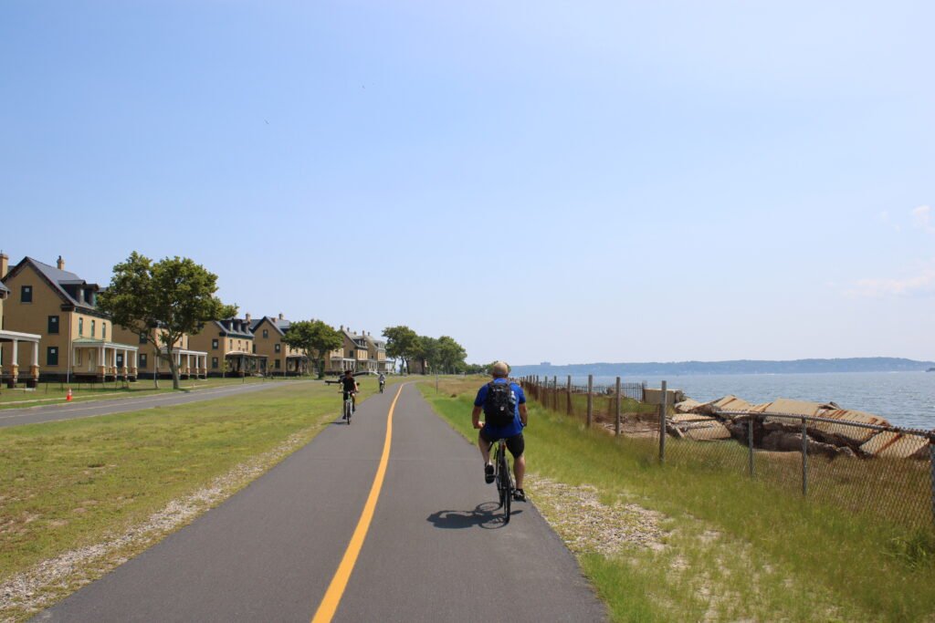 Bay side bike ride