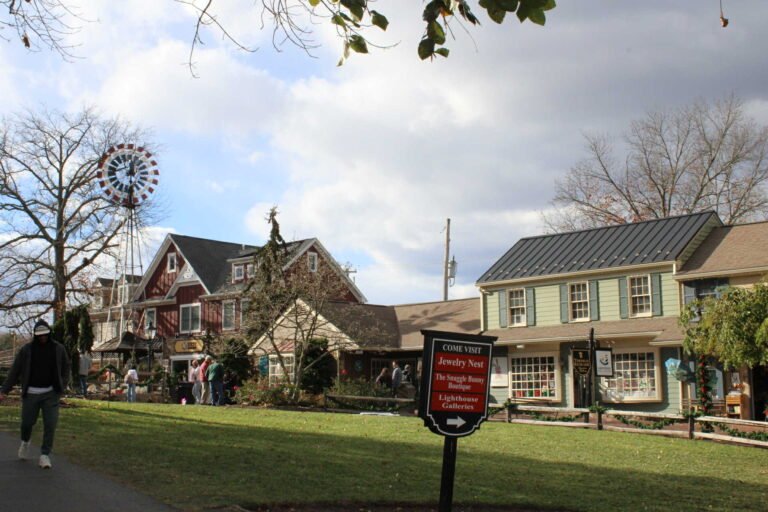 Peddler's Village Stores