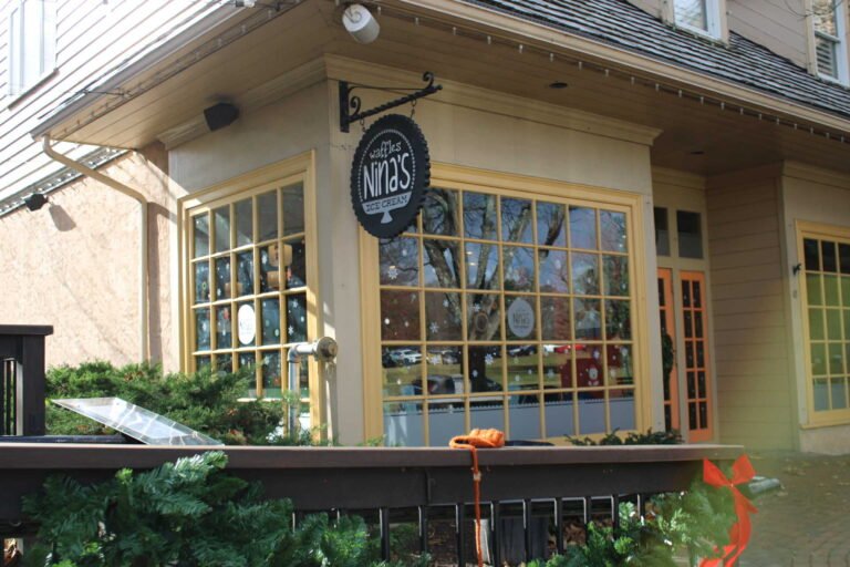 Peddler's Village Restaurants